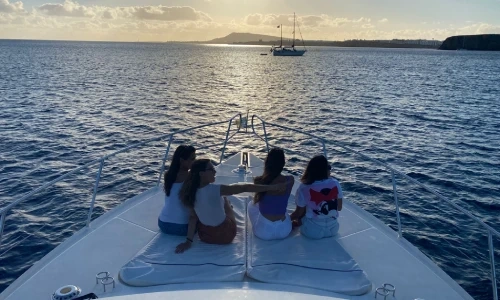 Atardecer privado en barco (2 horas)