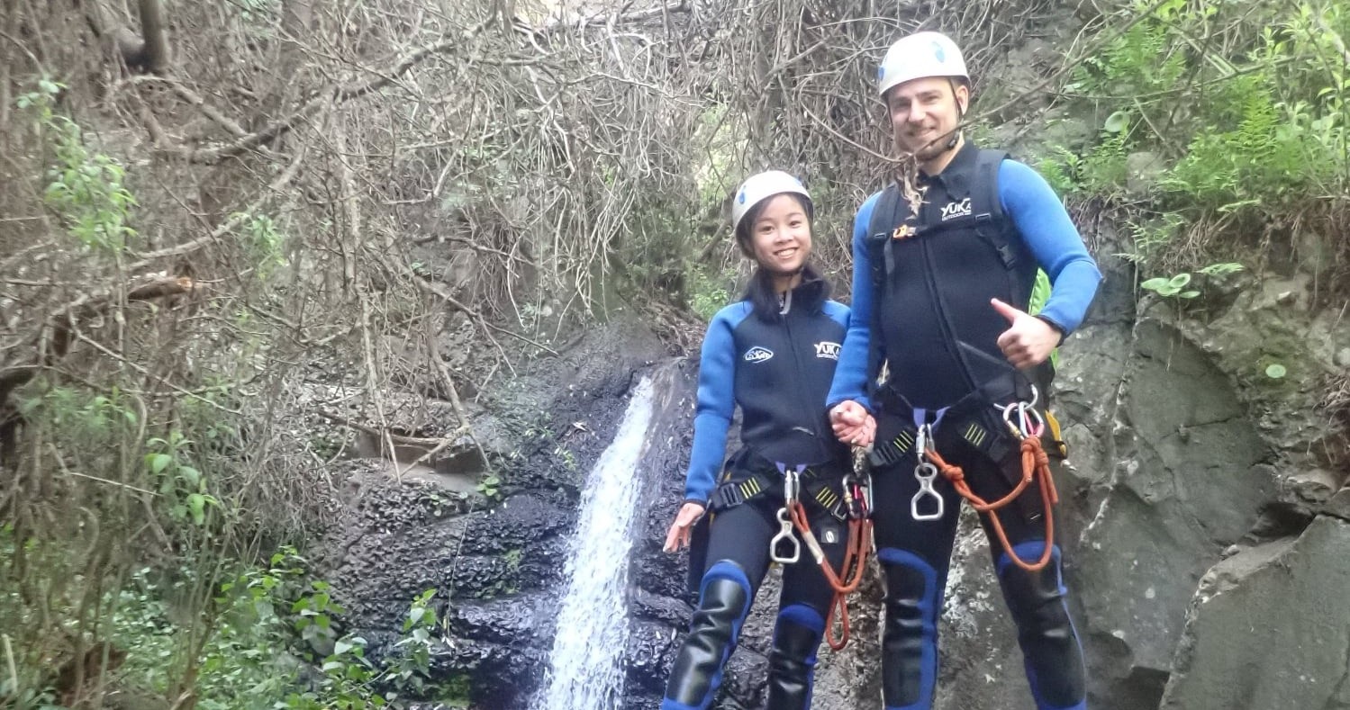 Barranquismo acuático en el Barranco de Los Cernícalos